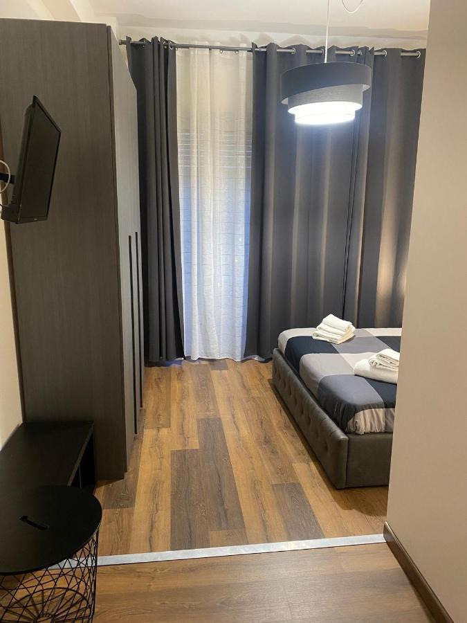 B&B I Miti Dell Etna Catania Centro Vicino Il Duomo מראה חיצוני תמונה