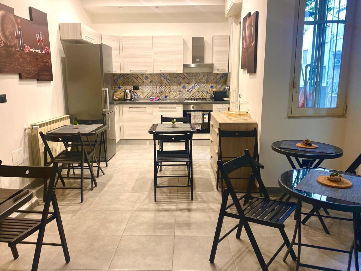 B&B I Miti Dell Etna Catania Centro Vicino Il Duomo מראה חיצוני תמונה