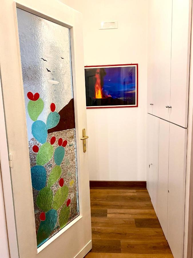 B&B I Miti Dell Etna Catania Centro Vicino Il Duomo מראה חיצוני תמונה